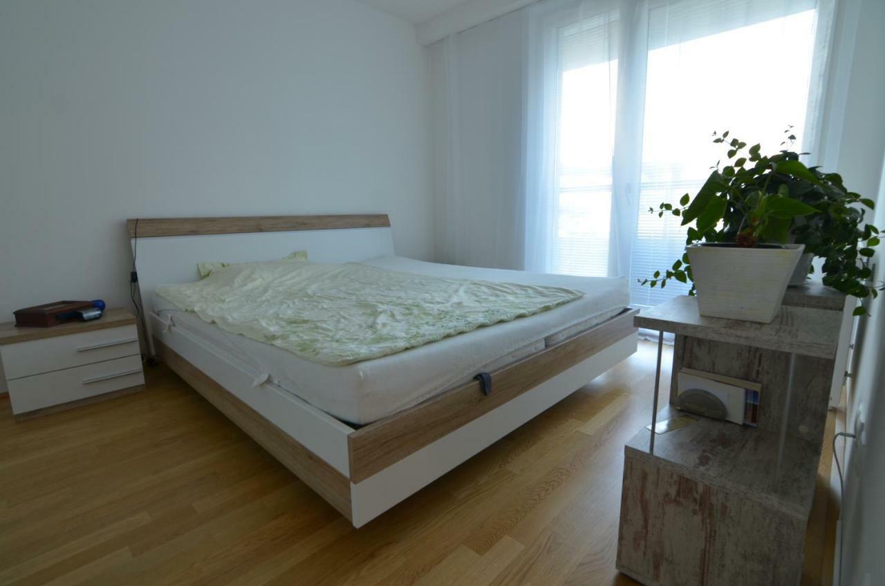 Apartment With Parking On Premise ウィーン エクステリア 写真